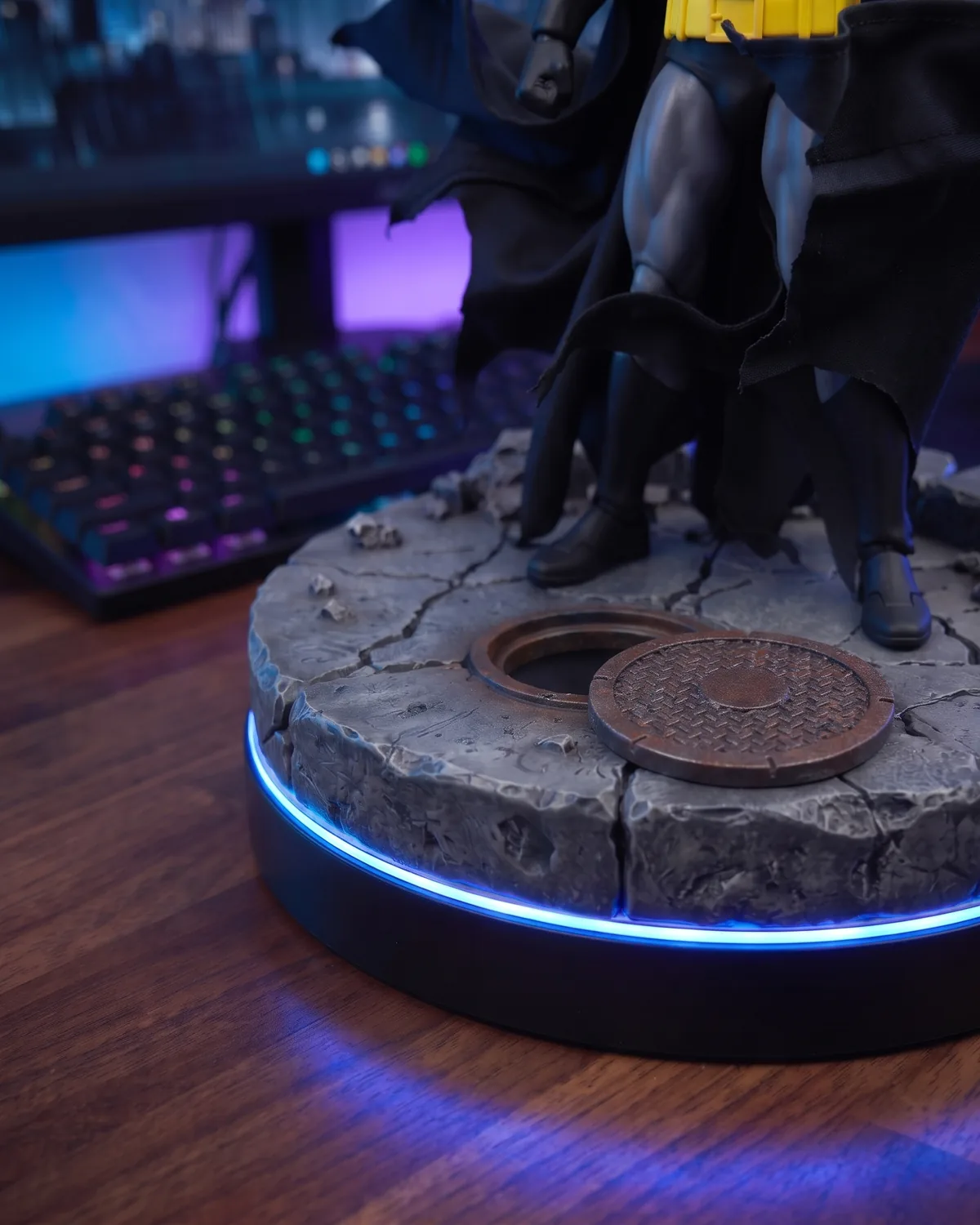 WayneMist base detail with the manhole-style tank cap and LED ring
